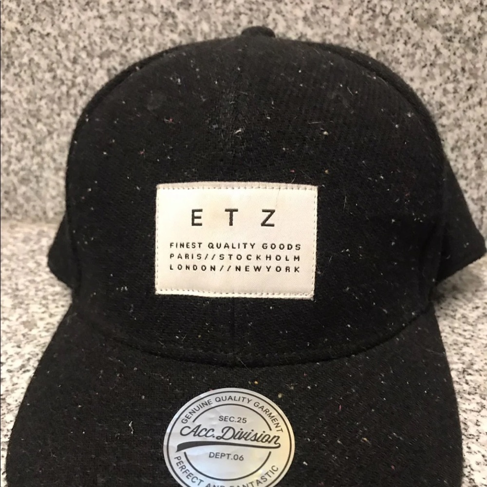 H&M cap